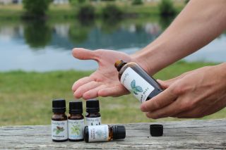 🌿 Príroda v jednej kvapke 🧴 Objavte silu esenciálnych olejov – pre relax, starostlivosť o telo aj dušu. 💆‍♀️✨ Ktorý je váš...